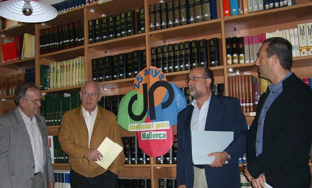 7004-justiciaipau2005b.JPG, 47 KB